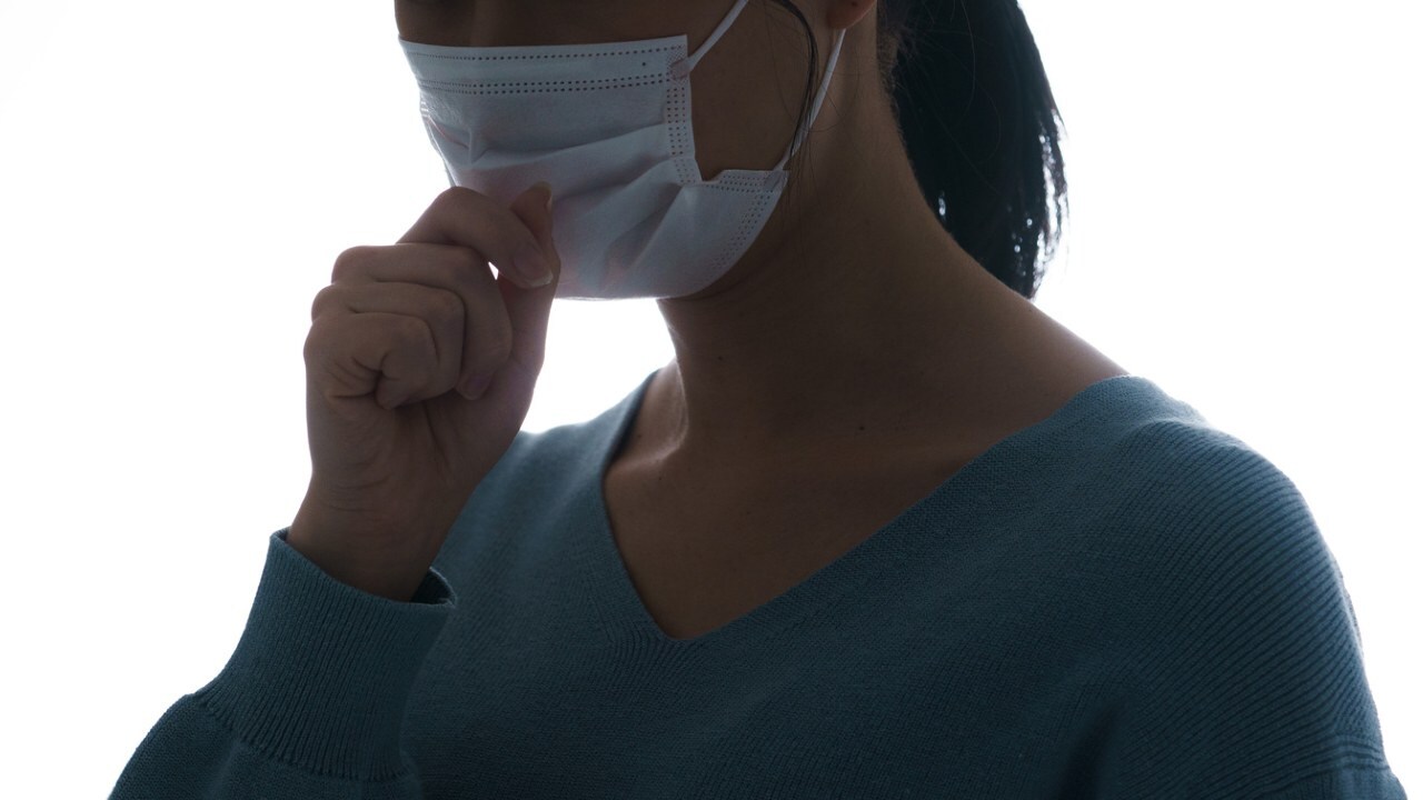 風邪ではない…季節の変わり目に増える「長引く咳」の正体