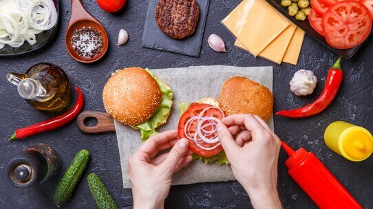 脱サラで飲食店開業も…コロナ禍で資金ショート、万事休すか?