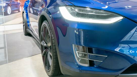 テスラを超えて:EV の普及が加速