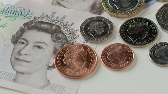 英ポンド急落 ~英国金融市場の混乱は世界に波及するか?【ストラテジストが解説】