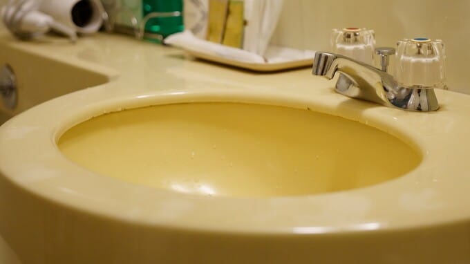 わずか18平米「かなわんよ。」狭すぎる家に集う高齢者…理由を知った医師が驚いたワケ