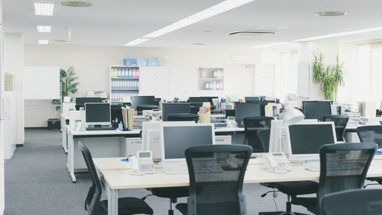 介護施設の部下育成に重要な「任せて任さず」の教育法とは?