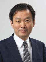 槇本 康範