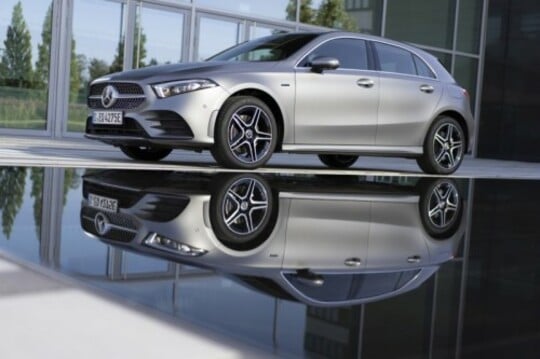 ［図表4］「Aクラス」はコンパクトボディで燃費性能に優れる 写真出典：メルセデス・ベンツ日本