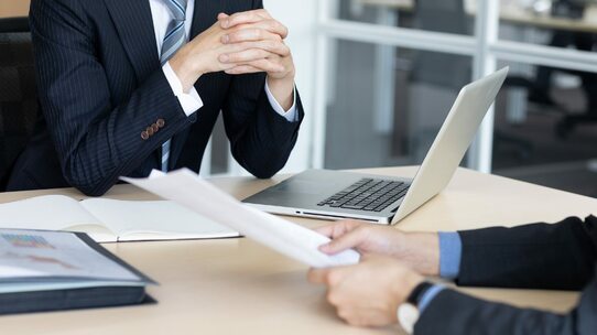 「会社の継ぎ方」が変わってきた…日本の事業承継「3大選択肢」をズバリ比較