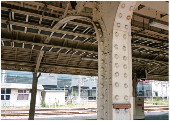 建築年・設計者不詳　京都市下京区烏丸通塩小路下ル東塩小路町 出所：『京都・大阪・神戸 名建築さんぽマップ増補改訂版』（エクスナレッジ）より抜粋