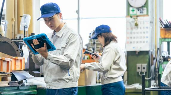 AI・半導体関連株への資金流入が止まらない…東証プライム市場の値上がり率トップ3を占めた「電子部品」3銘柄【昨日動いた個別株】