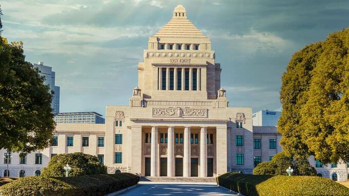選挙に踏み切った高市首相、想定外の「対象商品限定の消費税ゼロ」発言で金融市場大揺れ…選挙後に想定される「2つのシナリオ」