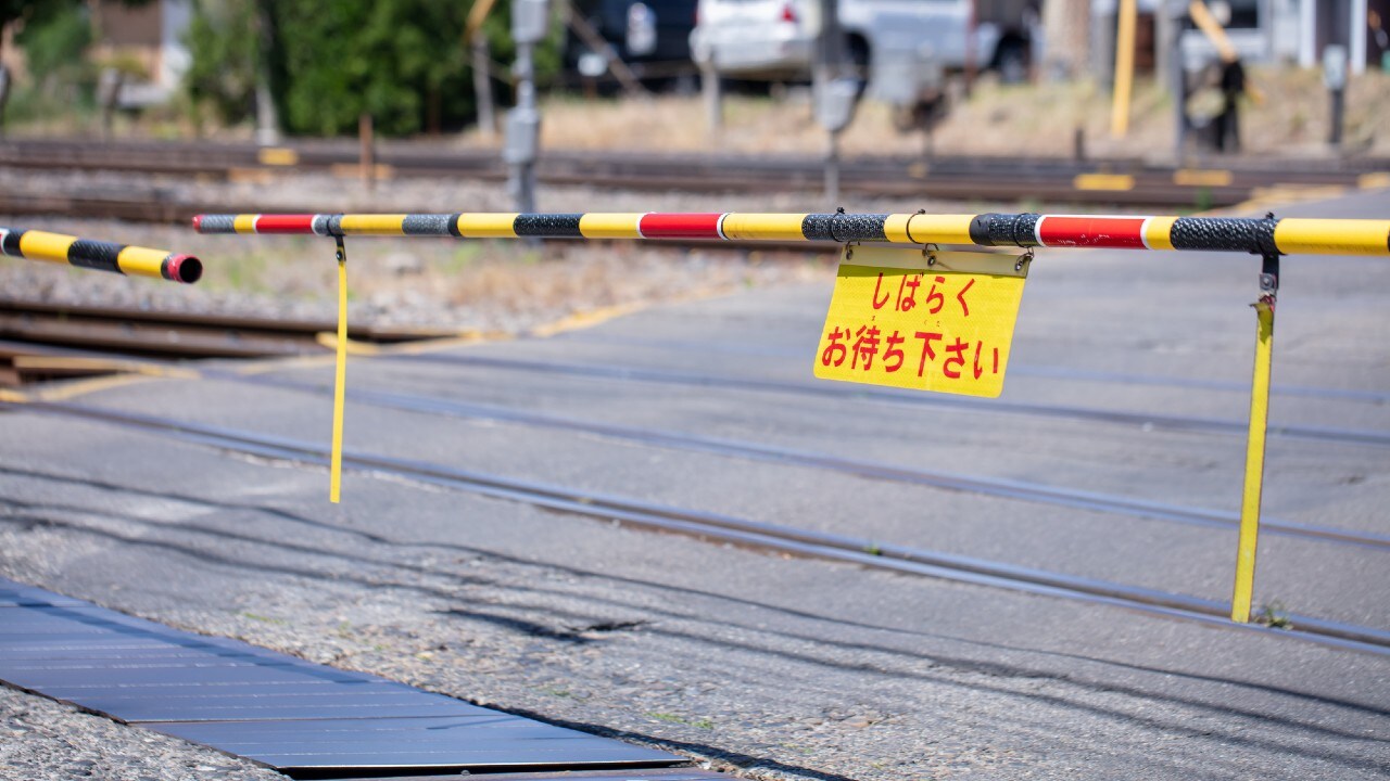 認知症患者の徘徊、年1万件以上…「保護はごく一部」の恐怖