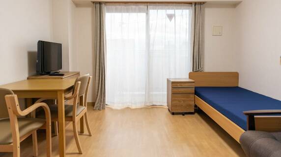 50代独身会社員、生涯ひとり暮らし予定の人生設計に「まさかの急変」…原因は、跡取りの兄の死
