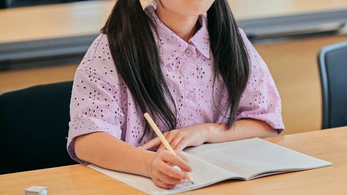 【中学受験】進学塾の「入塾テスト」を突破するには？不合格でも〈その後、入塾が認められた子〉の“意外な行動”