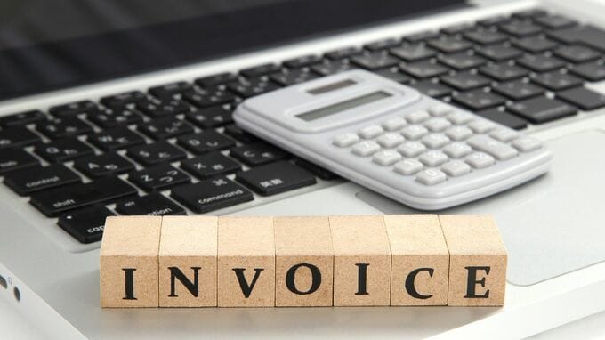 「消費税インボイス制度」を免税事業者が気にしなくてよい2つのケースとは？