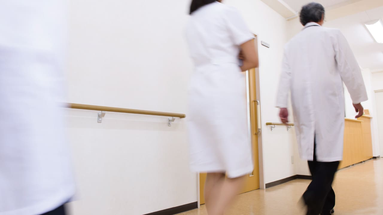 法人契約の生命保険を活用して、円満相続を実現した事例