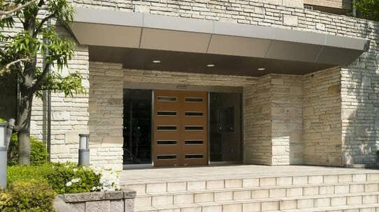 都心一等地の「旧耐震」マンション…購入は得か損か？