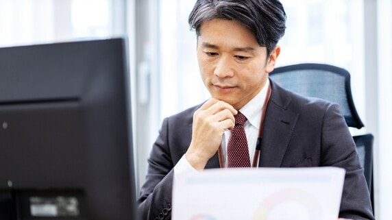 儲かった！ 欲しかったもの、買っちゃうぞ!!…ハジける社長の「役員報酬の金額設定」に違和感。税理士が考える「妥当な金額」の目安とは？