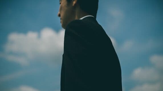 まだ足りない、まだ…。脇目も振らず蓄財に励み「資産1億円」を突破した54歳会社員、早期退職が夢なのに「結局サラリーマンを辞められない」ワケ