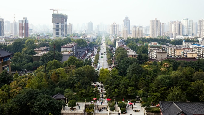 チャンスに乗り遅れまいとする中国の各地方政府