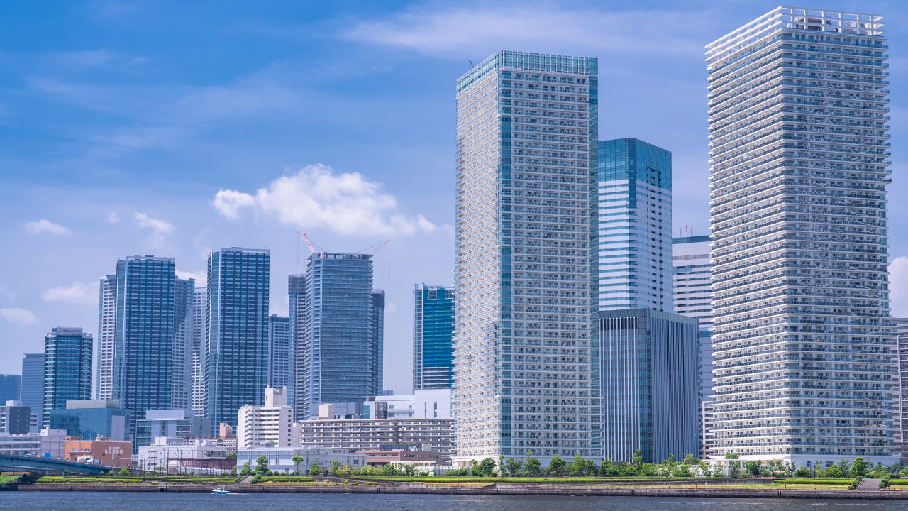 東京・湾岸タワマンを売ってよかった…管理費3倍・理事会紛糾の地獄。それでも60歳定年男性が5,000万円得して「勝ち逃げ」できたワケ