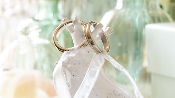 会社の上司、本当に呼ぶべき？コロナ禍が後押しした「結婚式の招待客選び」の新常識