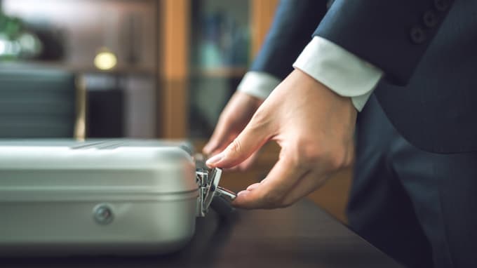 言葉巧みに誘導…不動産営業マンの「要注意トーク」4パターン