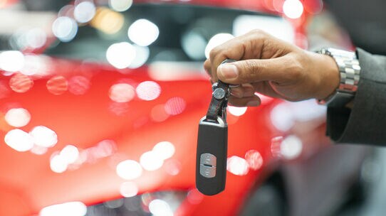 「自動車を買って節税」は、中小企業の税金対策として正解か?