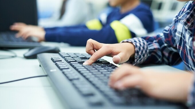 オードリー・タン「14歳で中学中退」を実現させた校長の配慮