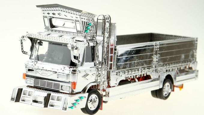 原因はコストだけではない!?「デコトラ」の運転手が減った理由