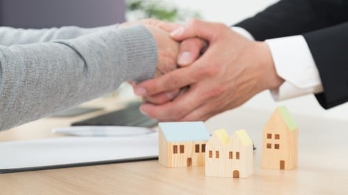 不動産売却のポイントは主に3つあるという。（※写真はイメージです／PIXTA）