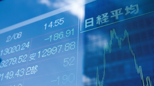 膨大な資金を持つ「5頭のクジラ」にコバンザメをして勝つ方法