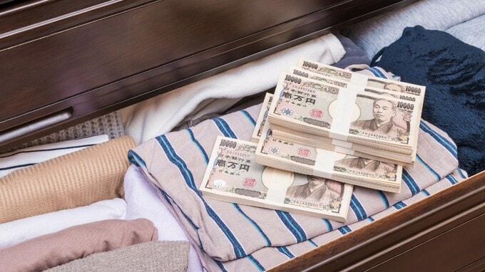 資産家父の死「絶対おかしい」…遺産を巡る「後妻 vs. 子」のバトルで発覚した、タンス預金の〈恐ろしい金額〉