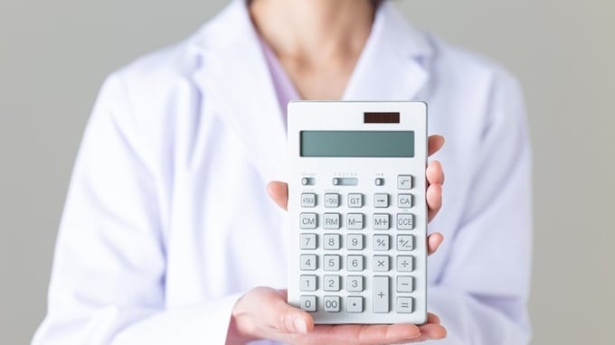 年収3,000万円でもこんなに違う!? 勤務医105万円、開業医18万円の差…医師に人気のふるさと納税返礼品【税理士解説】