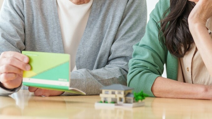 老後資金の課題、ほとんどの人は〈なんとかなる〉のだが…懸念の放置が「さらなるお金のリスク」を呼び込むワケ【経済評論家が解説】