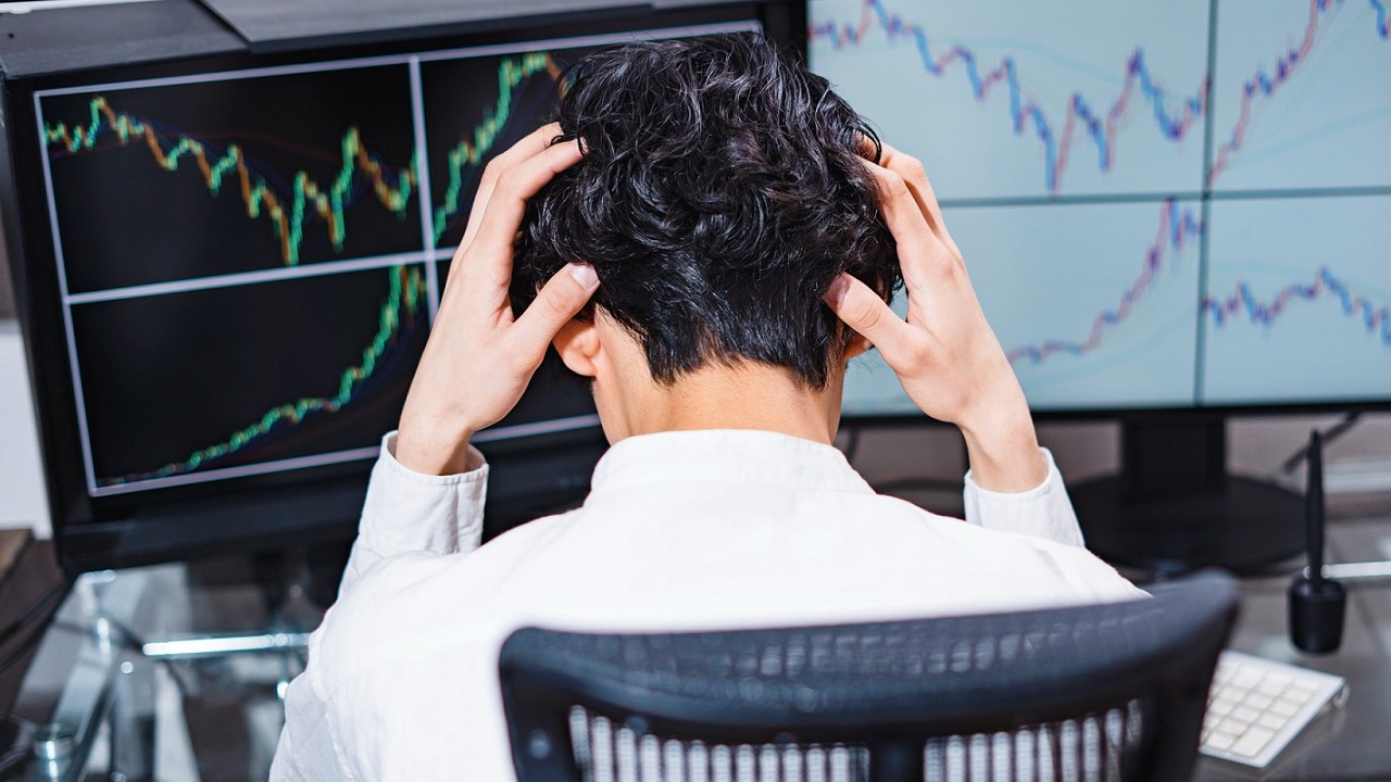 株式投資「売買価格を厳密に決めて大失敗」…プロトレーダーの後悔