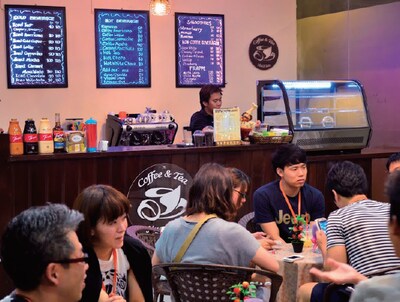 校内のカフェではマンゴーシェイクも飲める