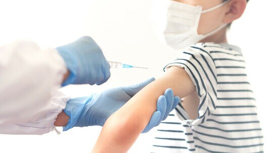 恐ろしい…10人に1人の子どもが発症する「食物アレルギー」【現役医師が解説】