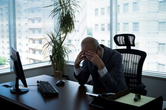 「社長を辞めたい」と感じるのはなぜ？限界に近づく前に考えてほしいこと【社労士が解説】