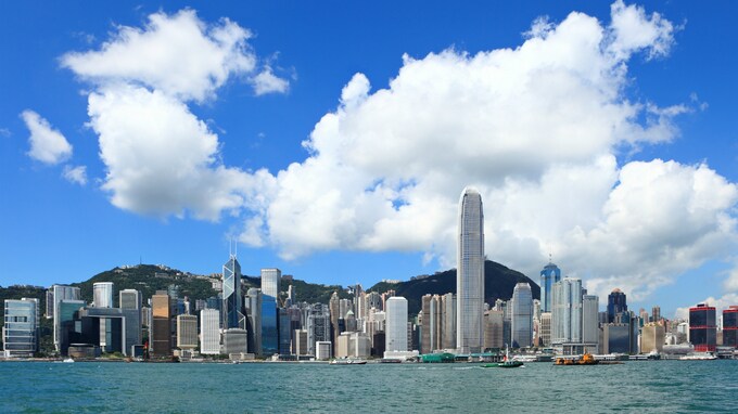 日本から最も近いオフショア「香港」