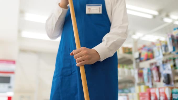 「コンビニエンスストア」の販売動向から優良株を探す方法