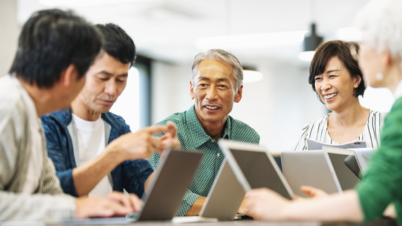 新しい風を巻き起こすチャンスにも！…企業の成長のカギを握る〈高齢者〉の労働力を活かす方法