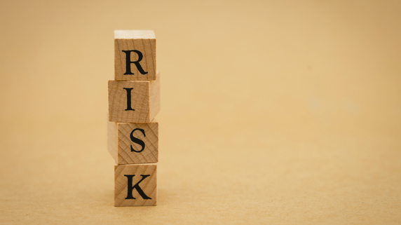 投資信託の「リスクの数値」を自分で調べて比較・検討する方法