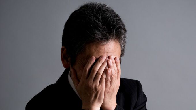 あまりに残酷ではないですか？…悠々自適の老後を確信していた勤続30年超・55歳の年収850万円部長が男泣き。発端は「可愛がってくれた社長の病死」