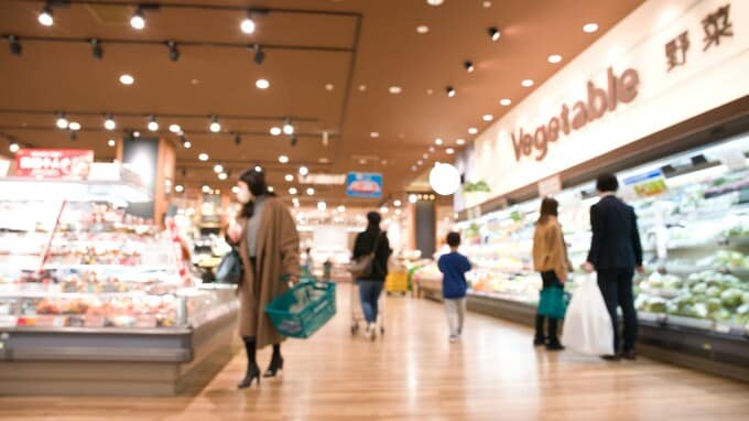 食料消費税ゼロにレジの壁――「2年限定減税」に見直し論、「給付付き税額控除」へ転換か？