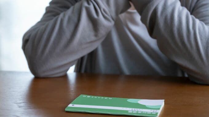 「お正月帰省で震えました」年金月12万円・頬がこけた75歳母の通帳に刻まれた「緊急事態」に愕然とするも…母の頑なな様子に、49歳娘が必死に飲み込んだ悲鳴