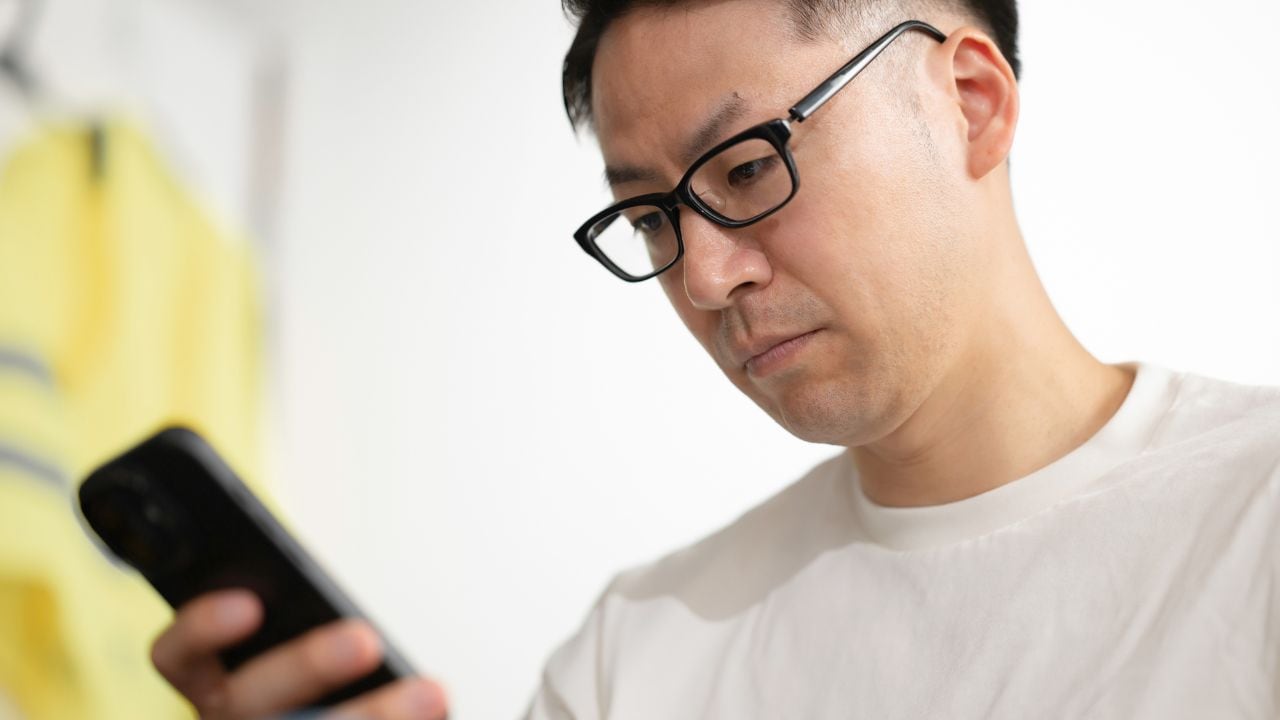「SNS、全部やめてみました」月収33万円・51歳男性、すべての“つながり”を絶ったいま、「意外と不便じゃない」新たな気づき