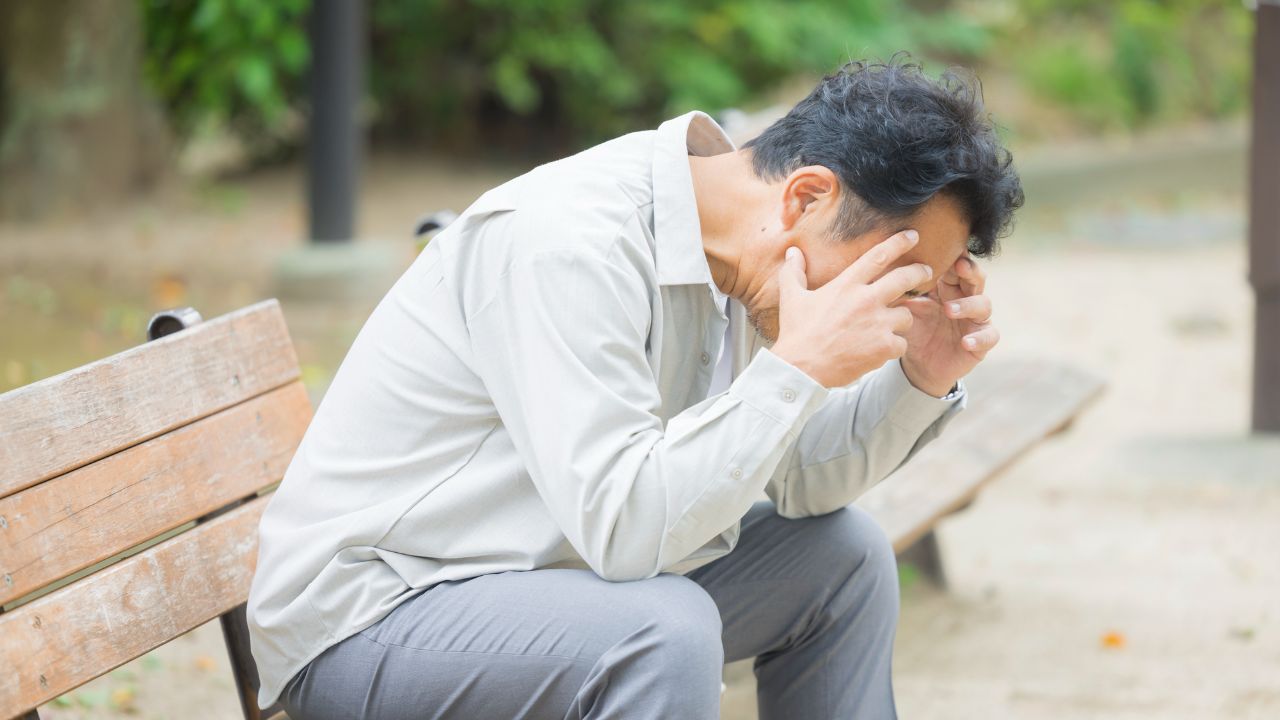 お母さん、長生きしてね。「年金月14万円」老人ホーム入居の82歳母へ、親孝行の54歳息子。実は陰でそっと泣いていたワケ