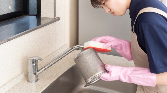 【掃除の時間を短縮】排水口のぬめりを「汚れをためない仕組み化」で防ぐ方法を専門家が解説