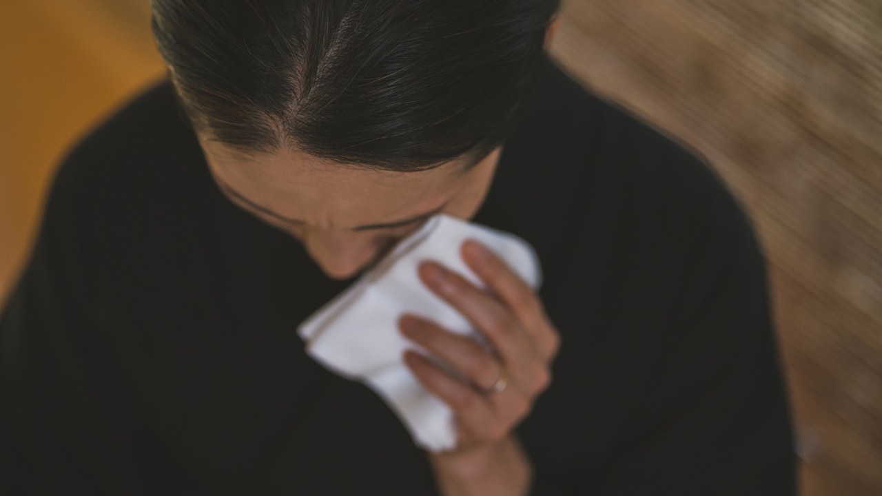 「治験」で、治療費の心配はなかったんですが…51歳夫をがんで亡くした51歳妻の想定外。夫の死後、矢継ぎ早に届いた「500万円の請求書」【FPが解説】