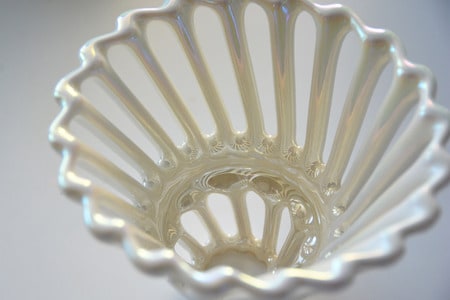 AIR ドリッパー内部。上下段ともにストレートな円錐タイプのデザイン。