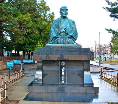 再建成功の秘訣は「倹約」にあり。