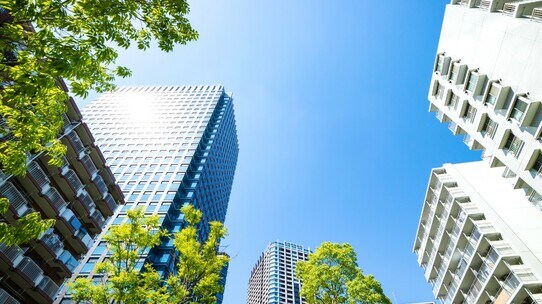 「ドル資産は絶対にもつべき」専門家が断言する納得のワケ。「1ドル=100円」の“円高”が到来しても「余裕で回収」の笑み